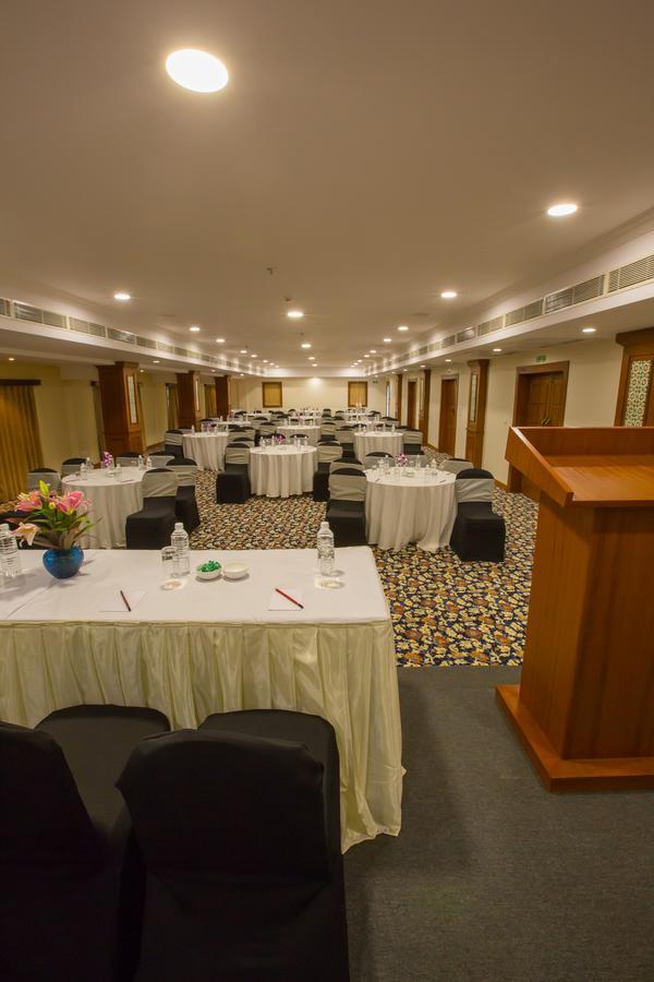 Viva Hotel Near Madgaon Railway Station מראה חיצוני תמונה